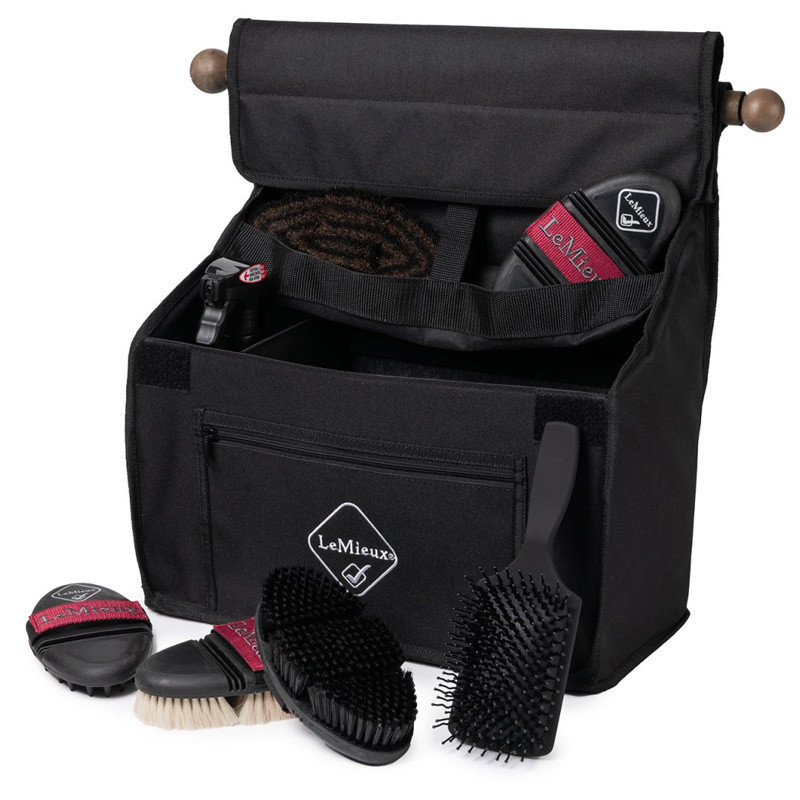 Sac de pansage à suspendre Grooming Bag LeMieux noir brosses Sac de pansage à suspendre Grooming Bag LeMieux noir brosses