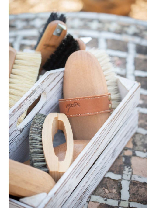 Brosse à Crins Pour Chevaux - Grand Modèle En Bois Verni Avec Picots En Bois, Longueur 250 Mm